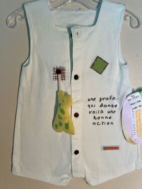 Vintage Kids Cream Baby Sleeveless Romper with Green Giraffe Toy 3-6M